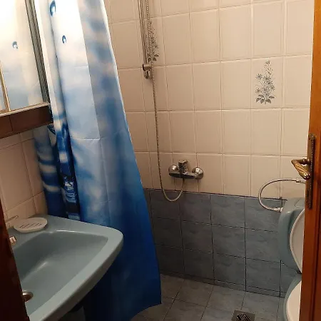 Apartment House Kosmas On The
