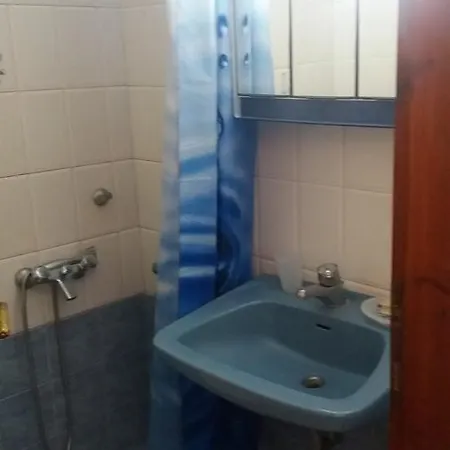 Apartment House Kosmas On The Sarti